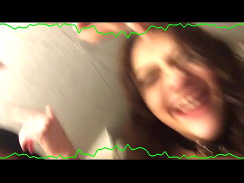 ❤️ Bi kulero emozional morena sexy sasiak geratzen dira puta bitxia ❤ Izorratu bideoa gugan ❌️